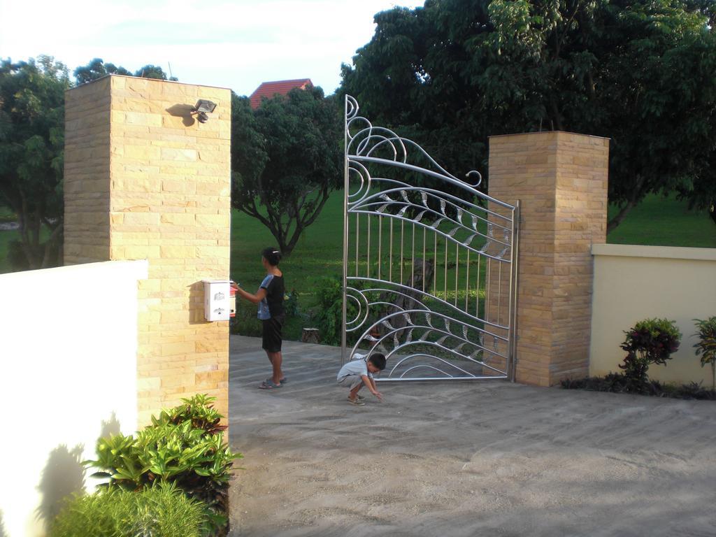 House Of Garden Villa Chiang Rai Exterior photo