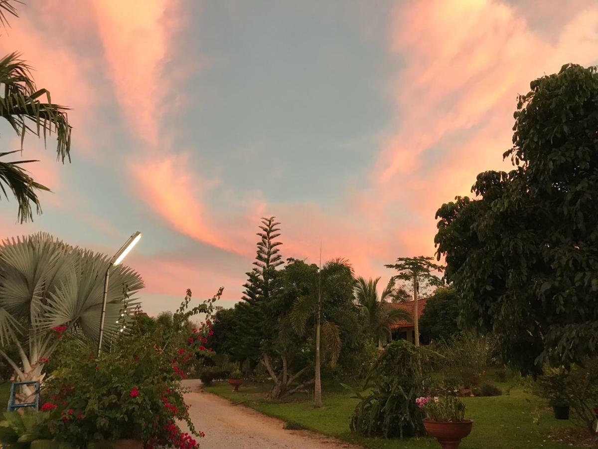 House Of Garden Villa Chiang Rai Exterior photo